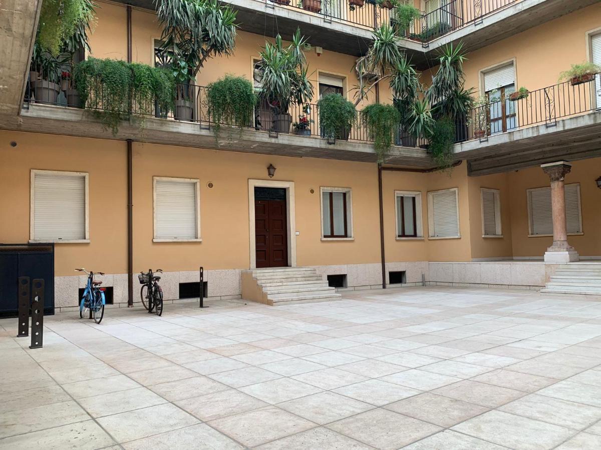 Un Nido Sull'Arena - Royal Welcome Verona Exterior foto
